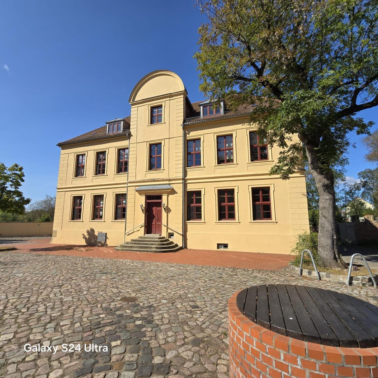 City Apart - Fewo Klimaanlage Whirpool Panoramafenster 5 Personen Kulturdenkmal Dessau-Rosslau ภายนอก รูปภาพ