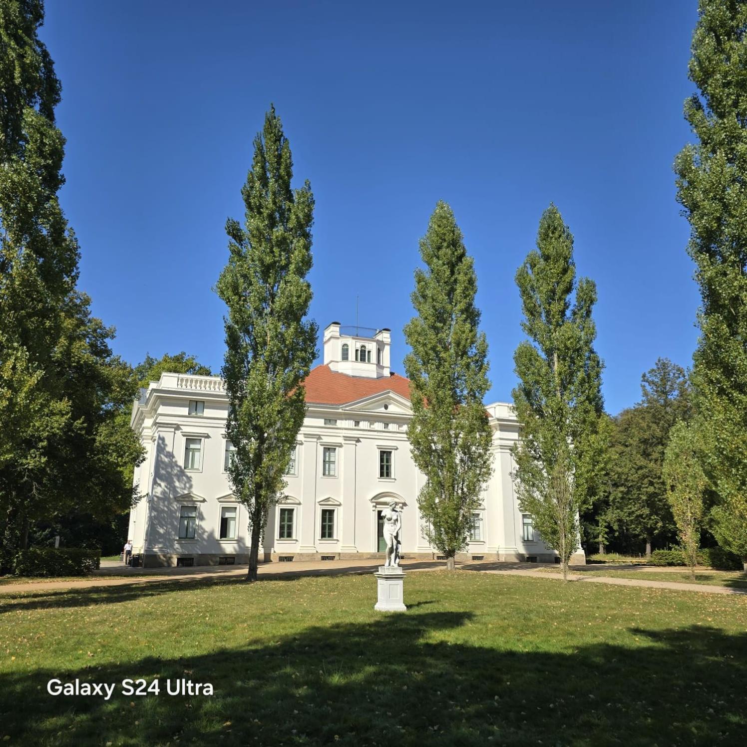 City Apart - Fewo Klimaanlage Whirpool Panoramafenster 5 Personen Kulturdenkmal Dessau-Rosslau ภายนอก รูปภาพ
